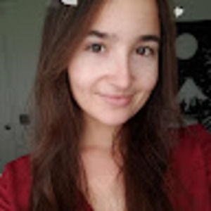 Meet your Posher, Chloe